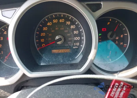 2004 Toyota 4Runner Limited V8 from USA, damaged, VIN JTEBT17R448015694